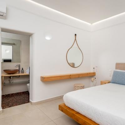 thira hotel santorini double room 9 thira hotel santorini double room 9