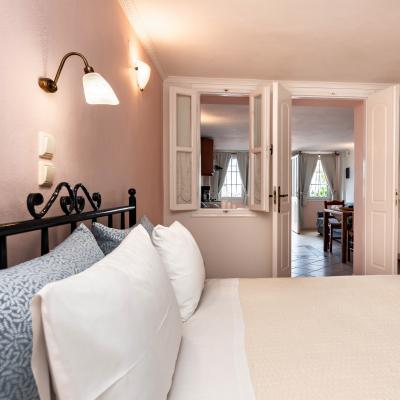 thira hotel two bedroom apartment split level sea view jetted tub 2 thira hotel two bedroom apartment split level sea view jetted tub 2